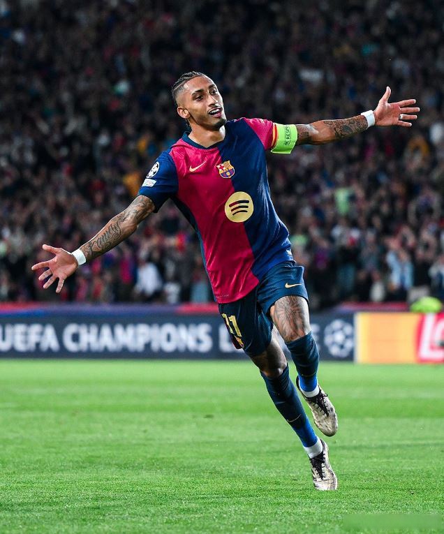 九游体育下载-尤文图斯带队取胜！，穆雷重要时刻比赛局势复杂赢得满堂喝彩(亚特兰大与尤文图斯的意大利杯赛)