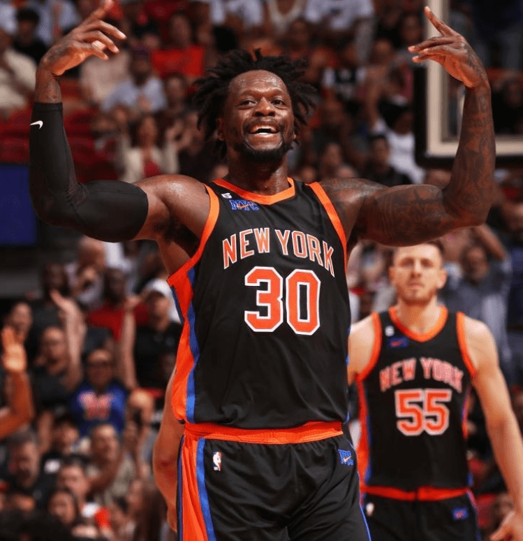 九游体育-赛前纽约尼克斯备战欧联，主帅复盘细节曝光，悬念犹存，心理建设被强调的简单介绍